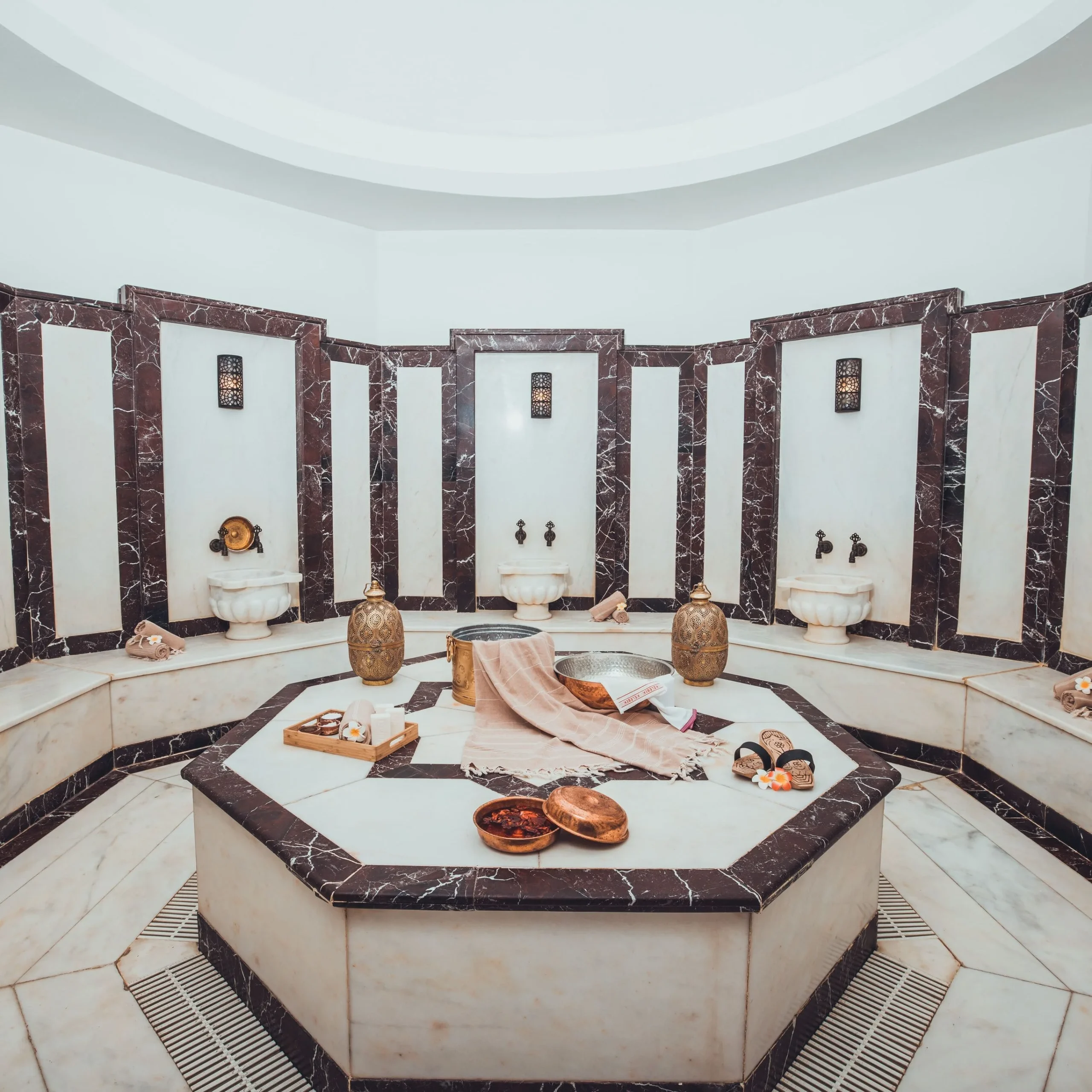 Traditional Moroccan hammam and massage experience